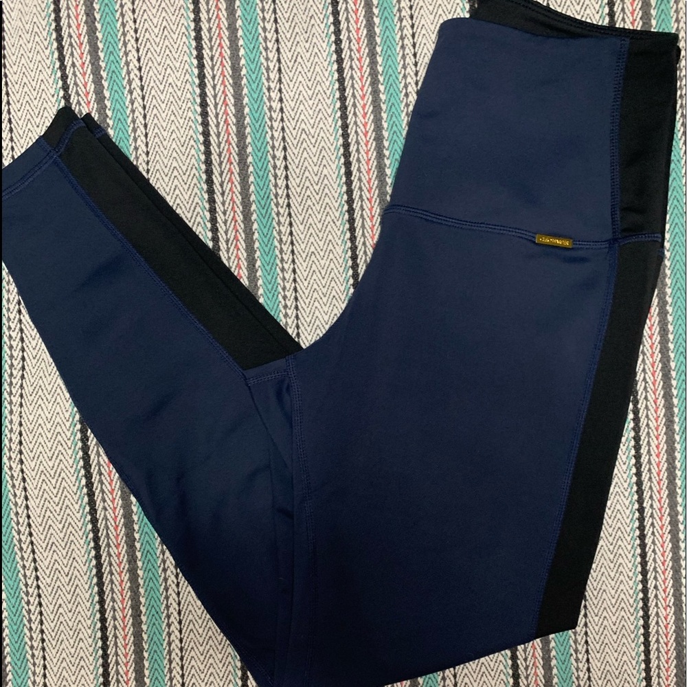 COPY - Cleo Harper leggings